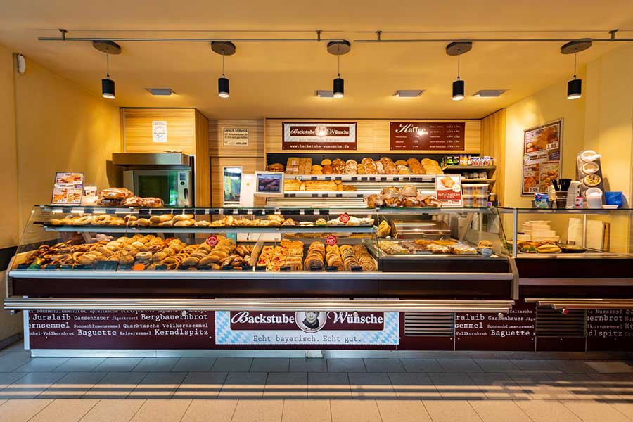 EDEKA-Schmid-Augsburg-Neusaess-UeberUns-Galerie-Baecker